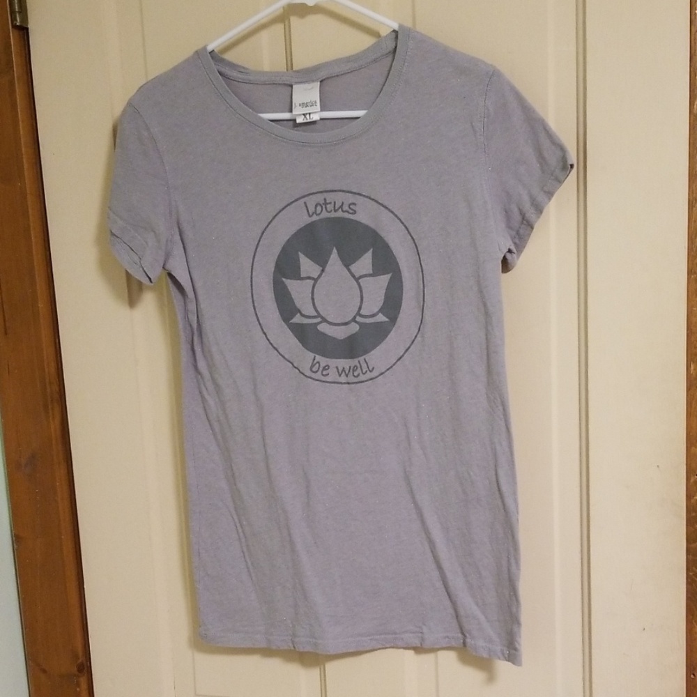 Yoga shirt